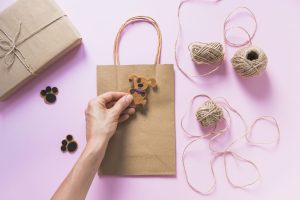 Cómo decorar bolsas de Papel Kraft